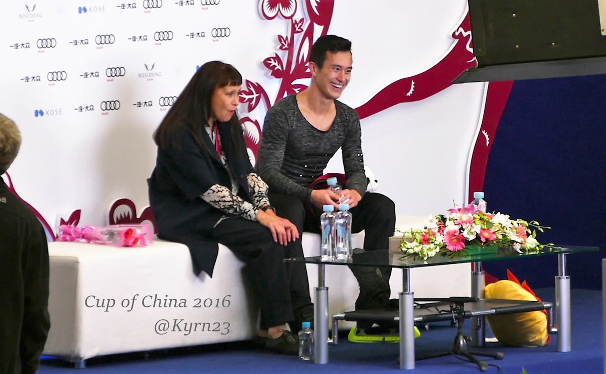 Patrick Chan Cup of China Free Skating Competition Kiss and Cry. (Photo by Kyrn23. Used with permission.)